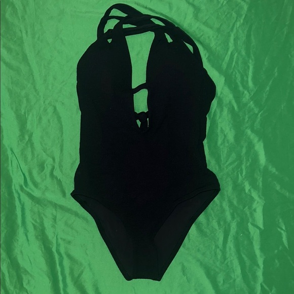 NWOT BeccaStylish Black One Piece Swimsuit size Small - Picture 1 of 8